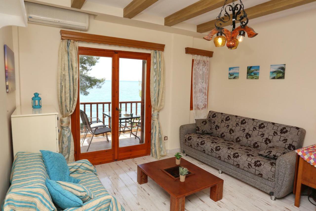 Kyana Big Blue Apartments Агия-Параскеви Экстерьер фото