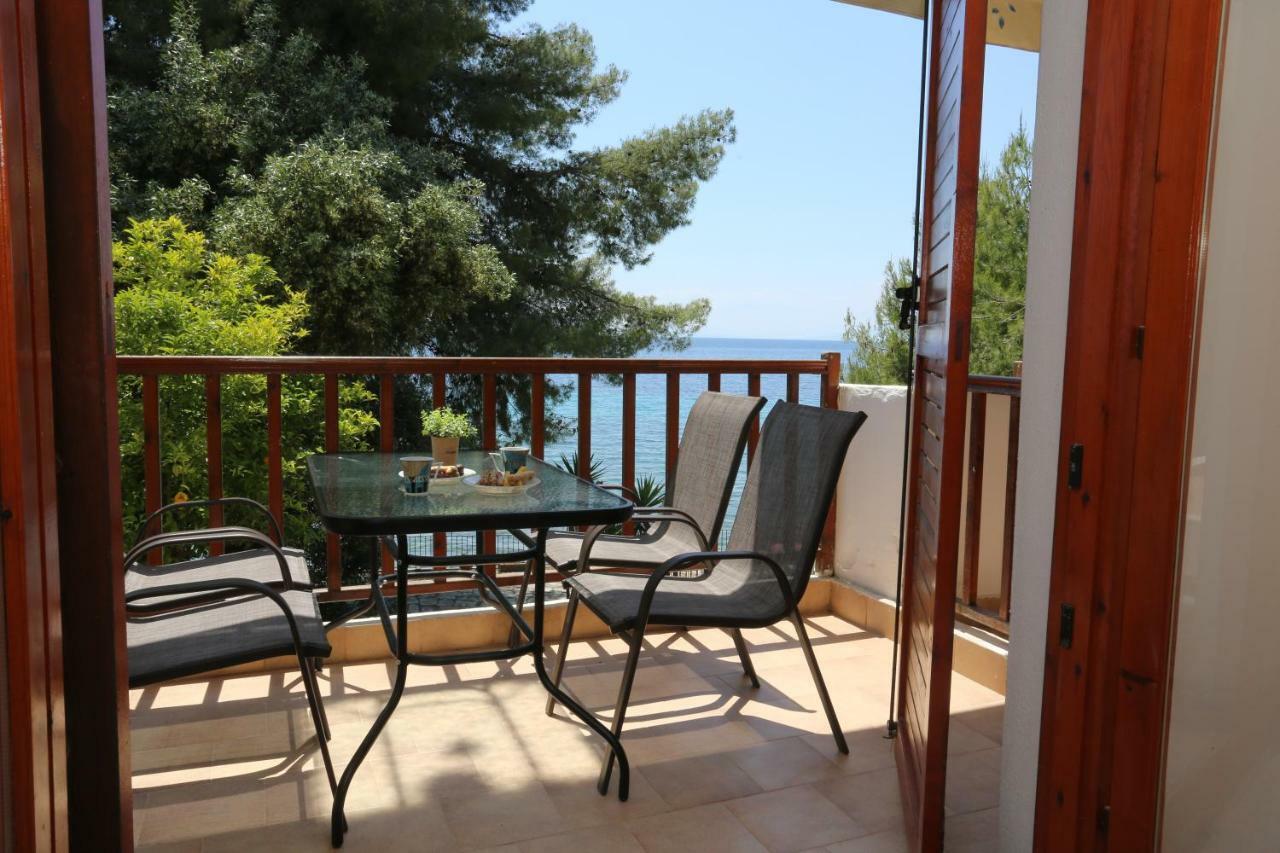 Kyana Big Blue Apartments Агия-Параскеви Экстерьер фото